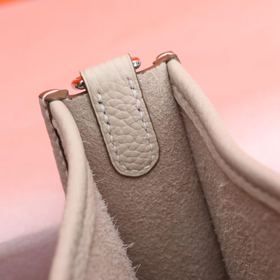 191e6975a9f5438985232ffecce4cec8