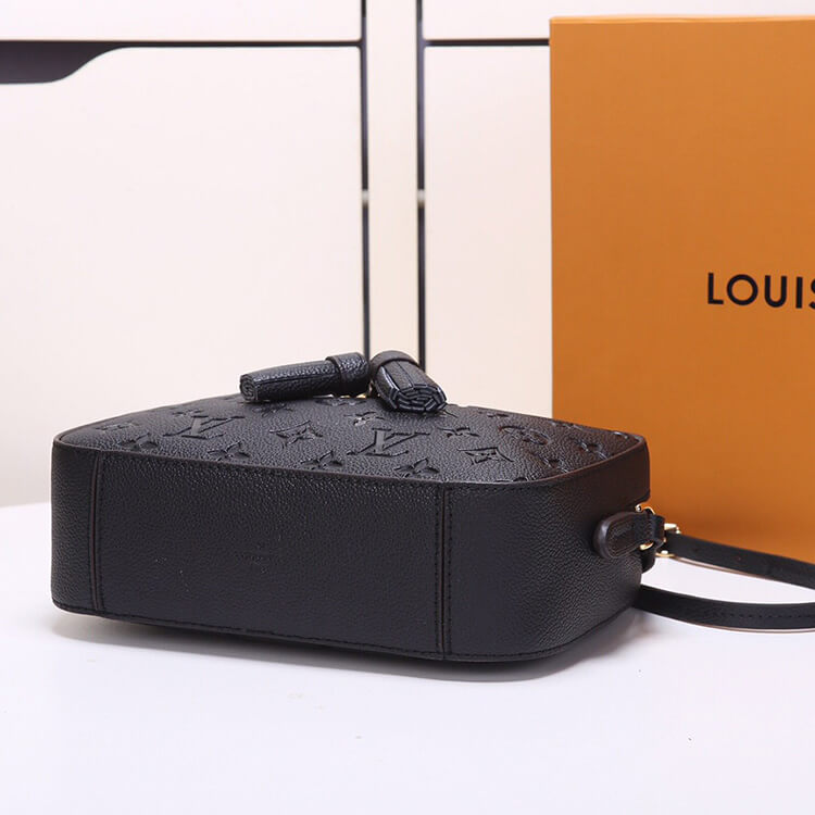 202e4cc3550c44842875d049514fe429