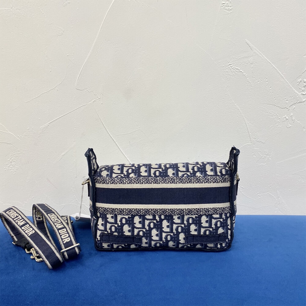 3741124b88fa328b5bdd028a8b4d3edb