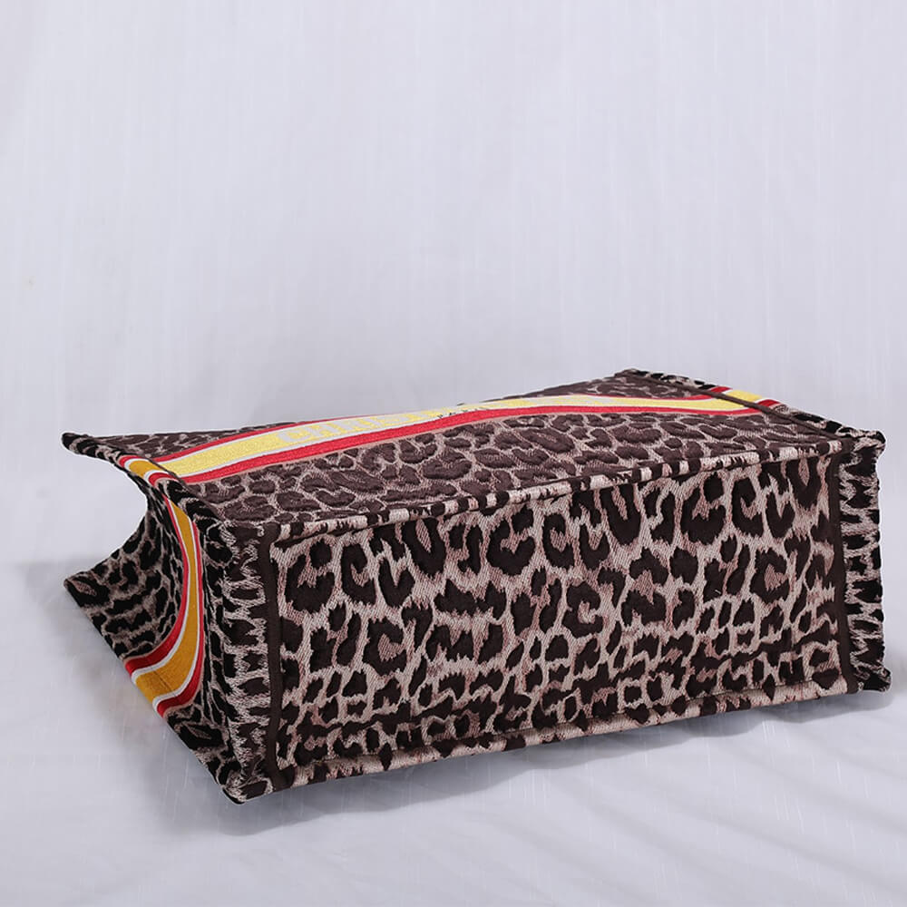 4275f21ab0882afffd8fbd2449c1d3d9