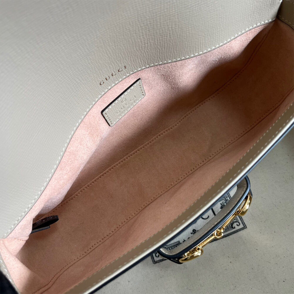 4eb543f5a04bc4e257d3b4c4af48b8d8