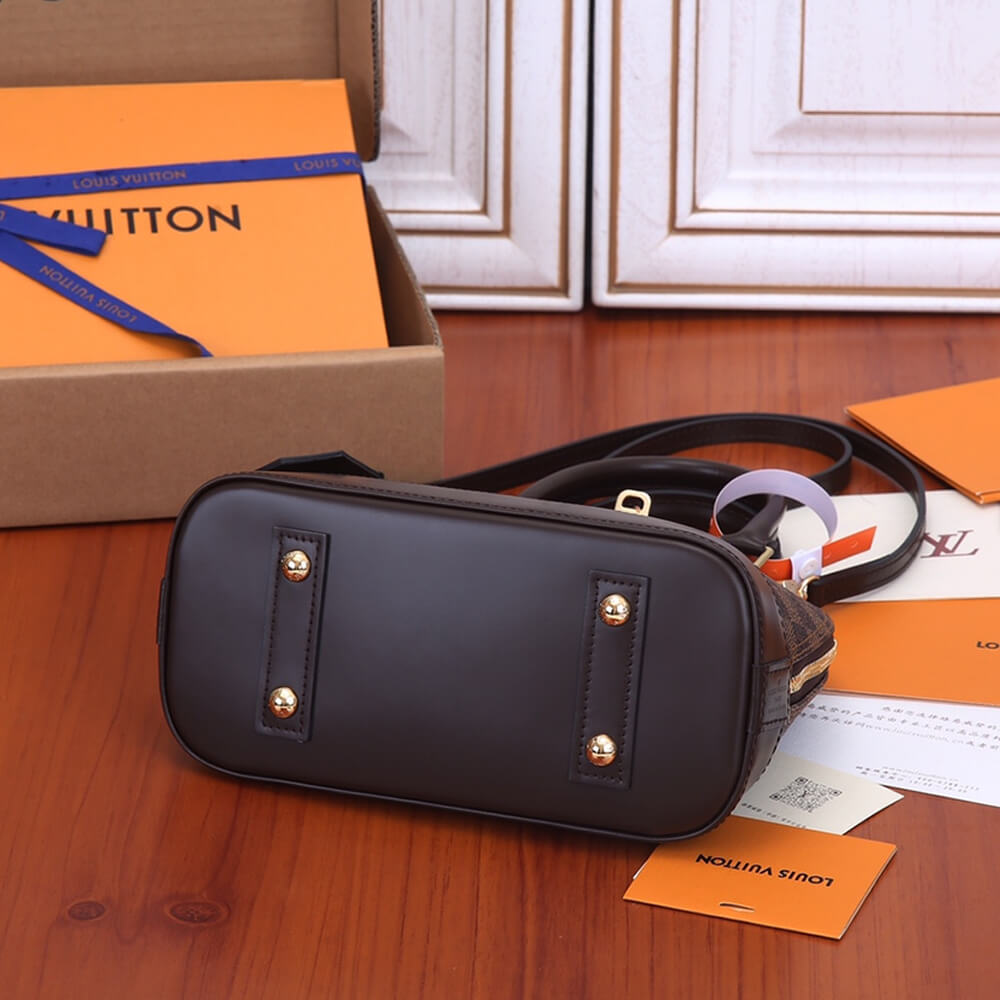 5b51c35c8a7d4284f3f8e20607ffa058