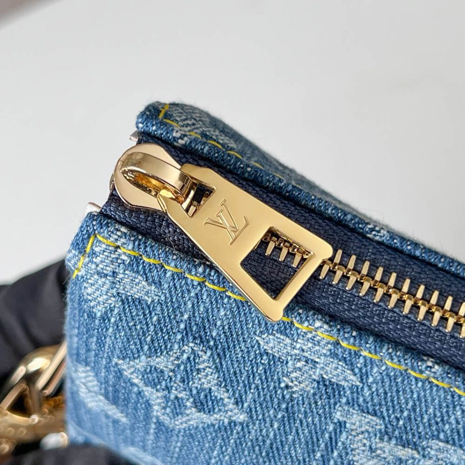 8297e904ce6160adc2309401ac42015d