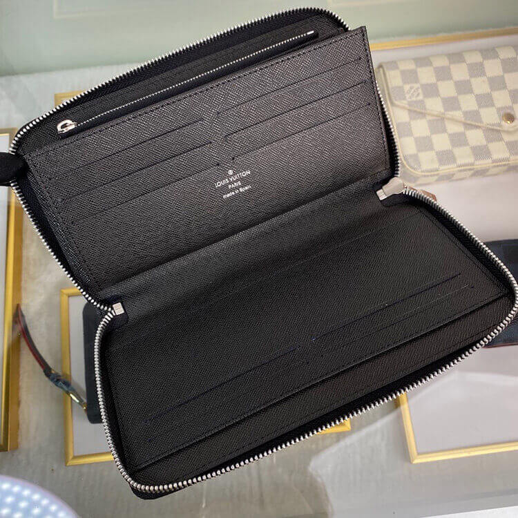 badfba5e06449629ce7f993a48601b7c