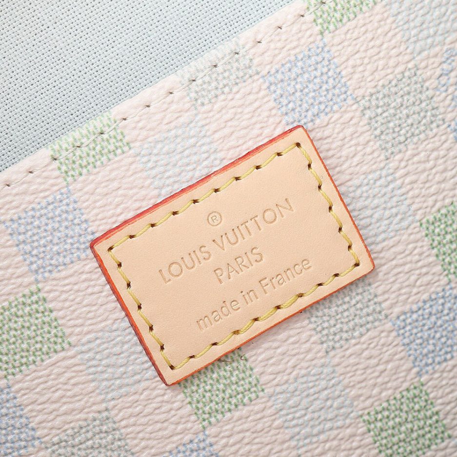 c60368e84079ad2d371fa88f60108b92