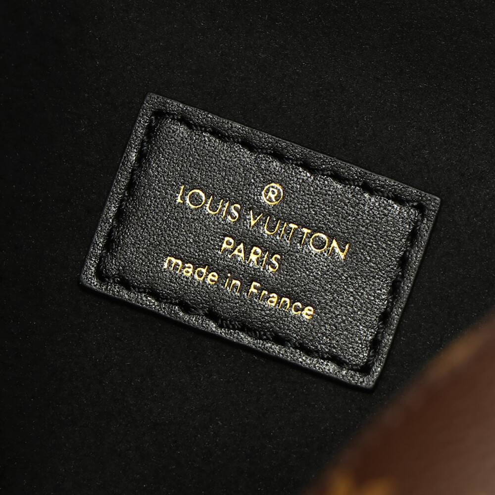 c7b39c63e0a8426d652e0b43842b6b52