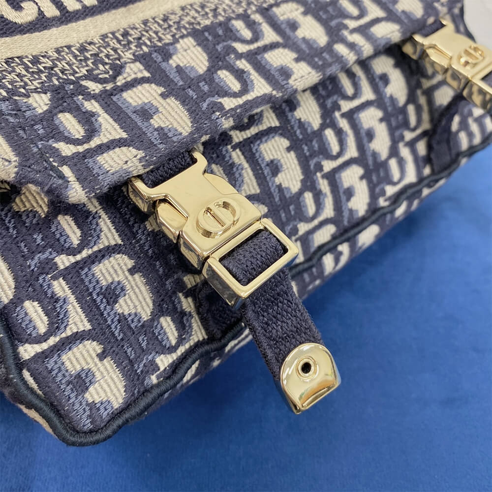 eeeaf315ce43588d4bae04f87d3cc507