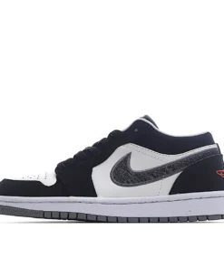 Air Jordan 1 Retro Low 'Black Infrared'