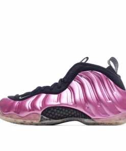 Nike Air Foamposite one 粉喷