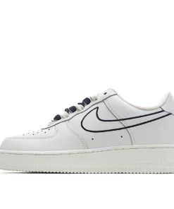 Nike Air Force 1 07 Beige