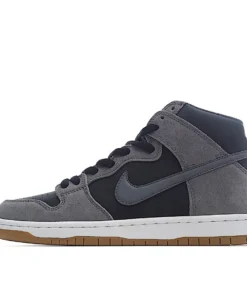 Nike SB Dunk High Pro