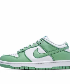 Nike SB Dunk Low Turquoise Sneakers