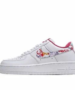 Nike Air Force 1 Low-Top Sneakers