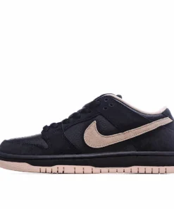 Nike SB Dunk Sneakers Black Powder