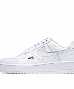 Nike AIR FORCE 1 IN-CUT REFLECTIVE SWOOSHES ON THE 3M