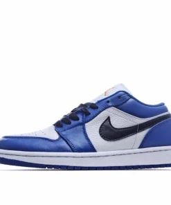 Air Jordan 1 Retro Low 'Hyper Royal'
