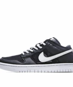 NIKE SB DUNK LOW PRO black