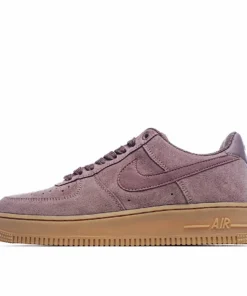 Nike Air Force 1 07 Low Top Sneakers Dark Pink