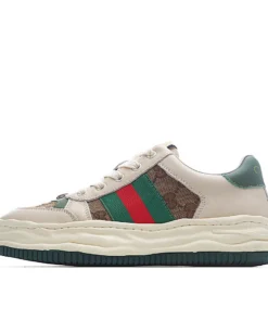Gucci Distressed Screener sneaker