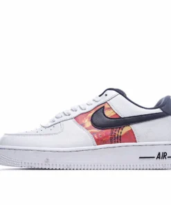 Nike AIR FORCE 1 07 LV8 CASUAL SHOES Black & White