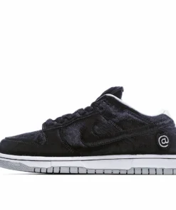 Nike SB Dunk Low Black Horsehair