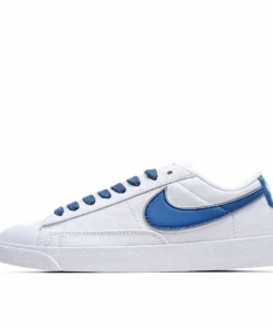 Nike WMNS Blazer Low LX x Stranger Things “Hawkins High” 3M反光