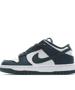 Nike SB Dunk Low Team Green Green Backboard Shoes