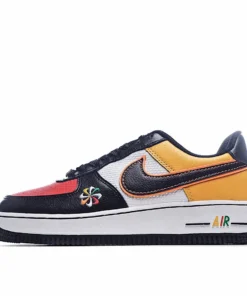 Nike Air Force 1 07 Lv8 Low Top Sneakers