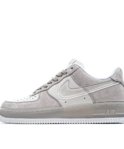 Nike Air Force 1 Low-Top Sneakers
