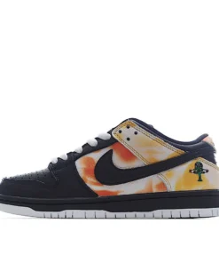 Nike SB Dunk Low “Raygun