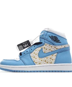 Supreme x AirJordan Retro AJ1 high-top basketball shoes