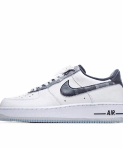 Nike Air Force 1 Low Low Top White Camo Hook