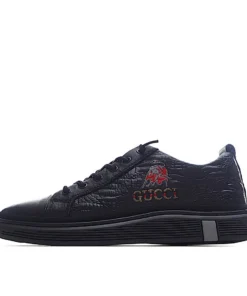 Gucci Distressed Screener sneaker