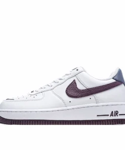Nike Air Force 1 07 Burgundy