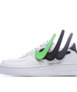 Nike Air Force 1 07 LV8 Sneakers