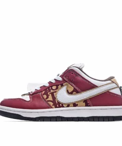 Nike SB Dunk Low x Dior Sneakers