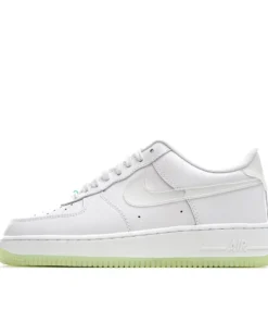 Nike Air Force 1 Low Low Top Sneakers